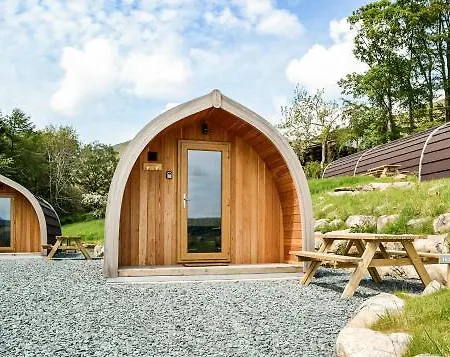 Lowside Farm Glamping Holiday park