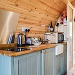 Lowside Farm Glamping Semesterpark *