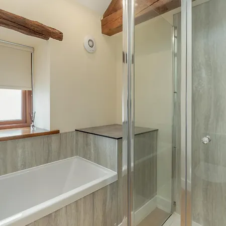 Lowside Farm Glamping 假日公园 *